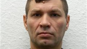 La o zi după ce a fost prins, violatorul din Botoșani s-a sinucis în celulă