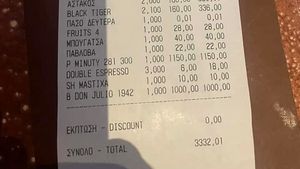 Notă de 3.332 de euro, plătită de un român într-un restaurant din Grecia. Ce a consumat și cât a lăsat bacșiș!