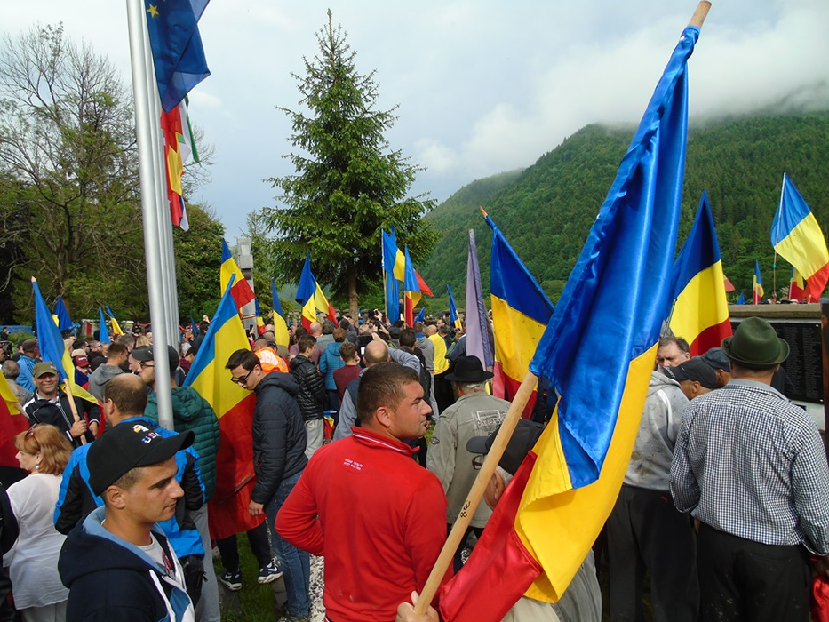 Adevărul despre evenimentele de la Cimitirul Internațional al Eroilor din Valea Uzului