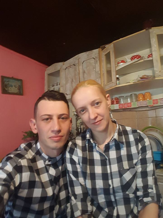 Cutremurător! Ce mesaje au postat pe Facebook tinerii găsiți împușcați într-un bar din Arad