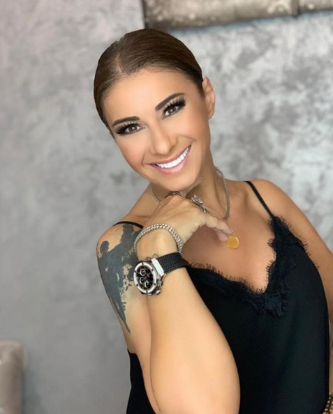 Anamaria Prodan, suspectă de coronavirus?!? A stat lângă unchiul său, depistat pozitiv. Impresara a făcut circ la 112
