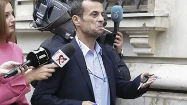 Celebrul procuror ”Portocală” se apucă de lipeală!