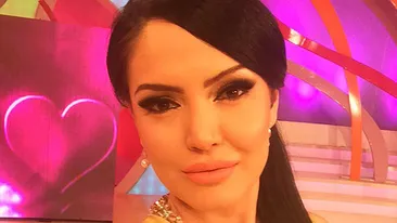 Le-a aratat tuturor asta cu fiul ei, dar reactiile fanilor au fost contradictorii! Ce i-au spus despre tatal micutului!