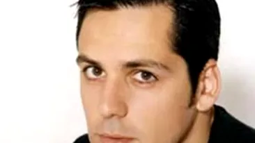 Stefan Banica lanseaza piesa Cantec pentru Violeta pe noul sau album! Asculta aici melodia pe care i-o dedica fiicei lui!