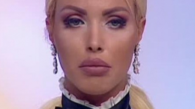 ULTIMA ORĂ! Am aflat de ce a ajuns de urgenţă la spital! LOREDANA CHIVU a făcut avort de gemeni!