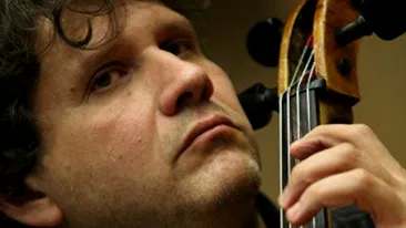 Dezvalurile halucinante ale fostului iubit continua. Pianista Mihaela Ursuleasa s-a automutilat. Avea sute de gauri pe corp  O clarvazatoare i-a prezis decesul in urma cu sapte ani