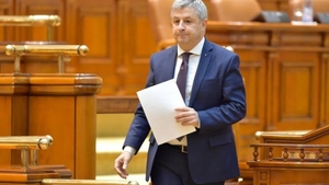 Viral pe net cu Cristina ICH ”Altă întrebare!”