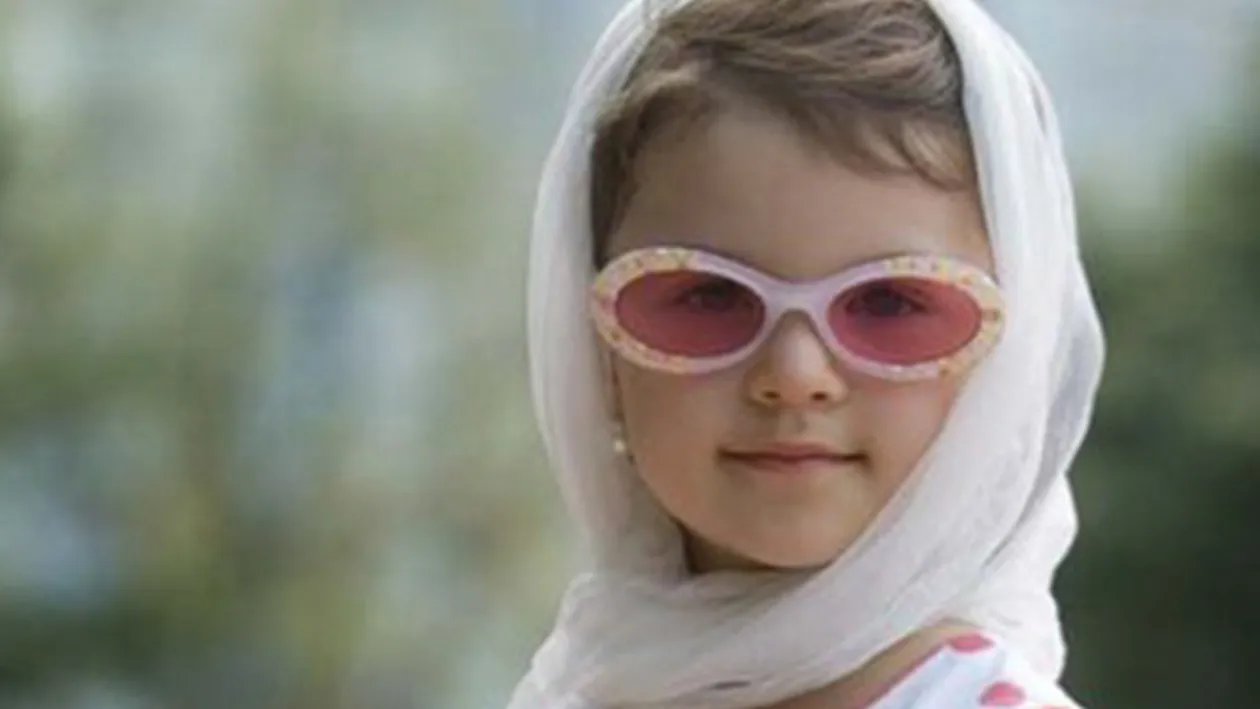 I-a ”fermecat” pe toţi când a apărut pe scenă! Cum arată acum CLEOPATRA STRATAN 