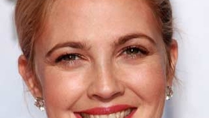 Drew Barrymore: "F*ck surgery"