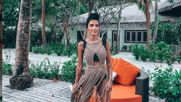 Adelina Pestrițu, clip de senzație pe plajă, în Maldive, dar un detaliu a dat-o de gol: ”Doamne, ți le-ai sluțit!” VIDEO