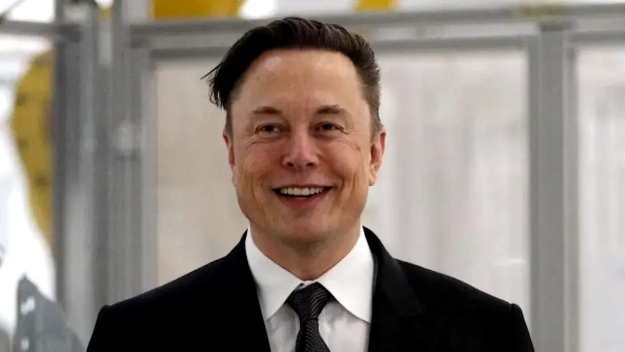 Elon Musk, tătic pentru a zecea oară! Ce nume a ales pentru băiețelul său 