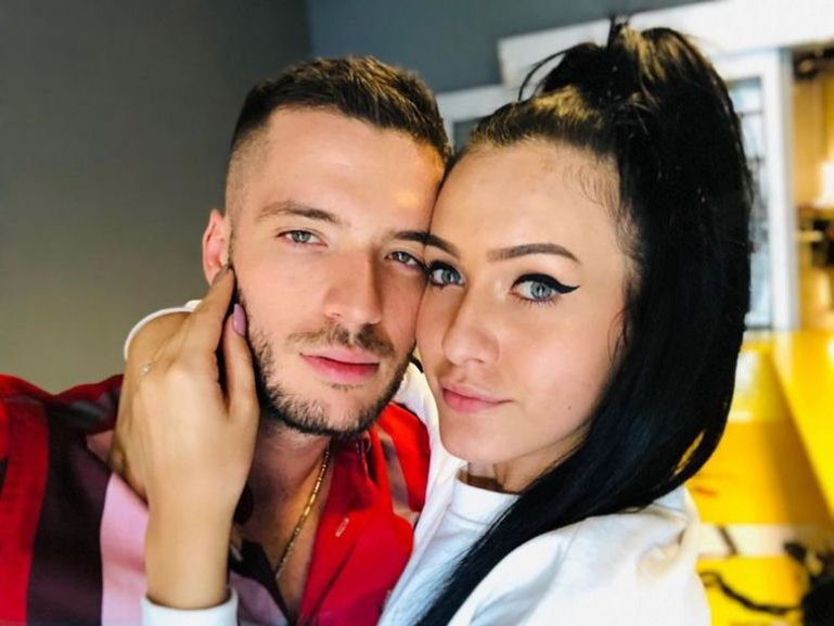 Andreea Mantea, în lacrimi la TV. Prezentatoarea a răbufnit după ce a aflat decizia radicală pe care au luat-o Bianca și Livian