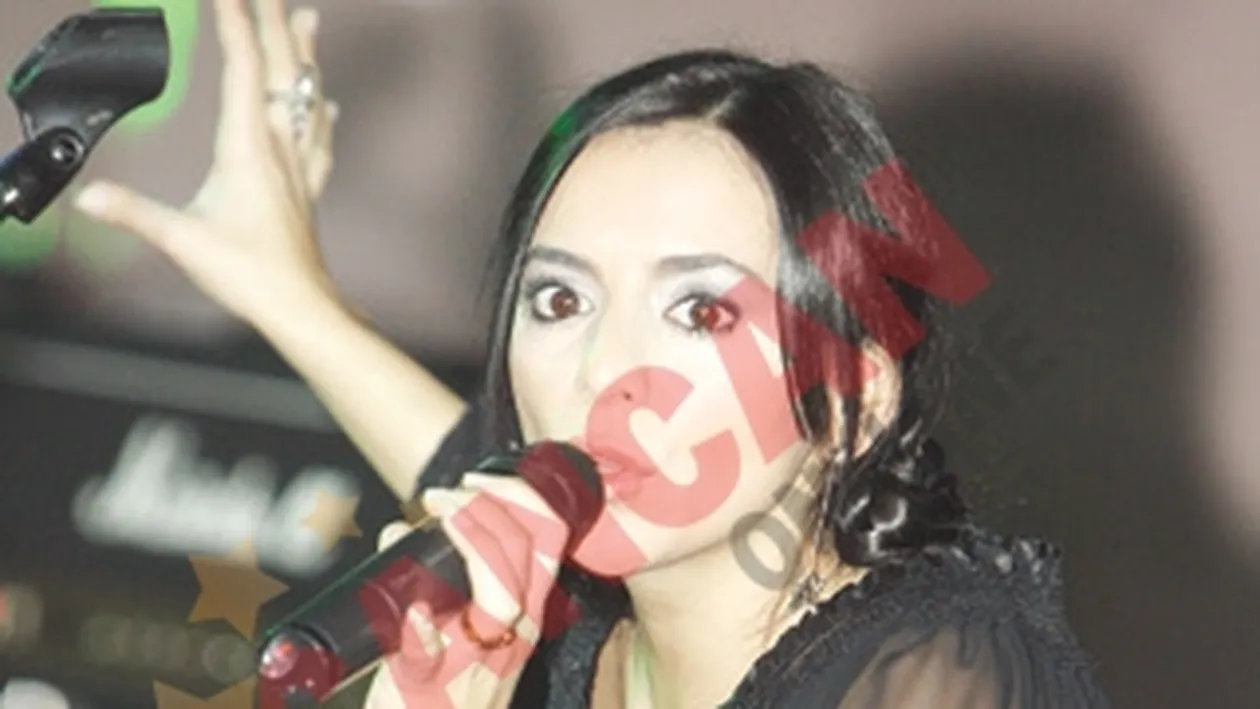 Analia Selis: Si acum imi este teama sa nu pierd sarcina, chiar daca mai sunt doua luni pana voi naste