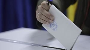 Rezultate Exit-Poll alegeri prezidențiale, turul doi. Nicușor Dan, 47,5% de voturi, George Simion, 52,5% de voturi