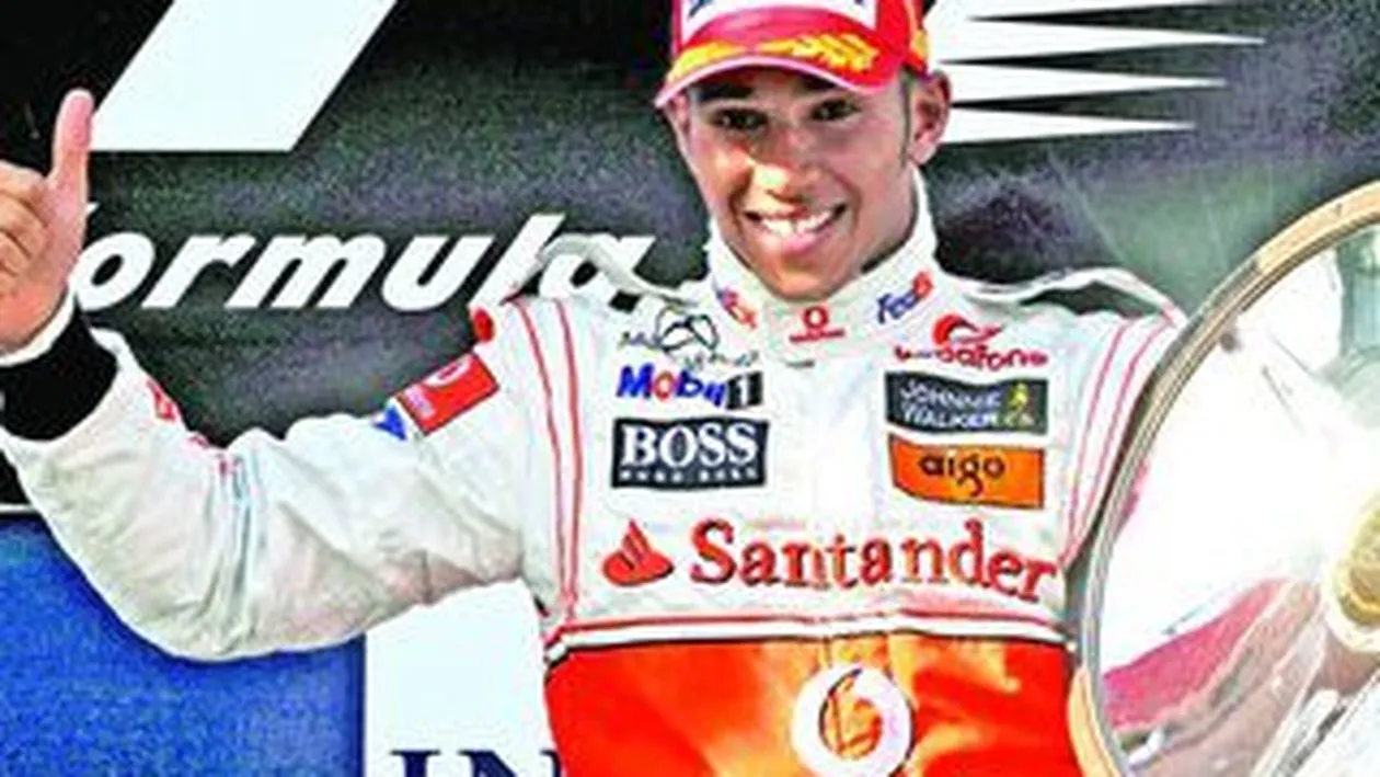 Hamilton a castigat in China