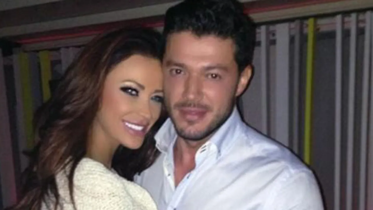 Fanii au innebunit cand au vazut aceasta poza! Cum s-au fotografiat Bianca si Victor Slav noaptea trecuta