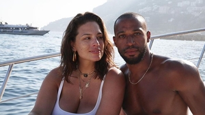 Bucurie mare pentru Ashley Graham! Şatena este însărcinată cu gemeni