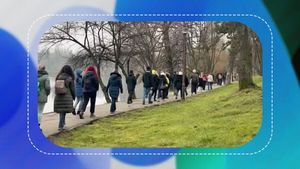 Ce au început românii să facă în parcurile din țară, în fiecare duminică. Imaginile s-au viralizat pe internet