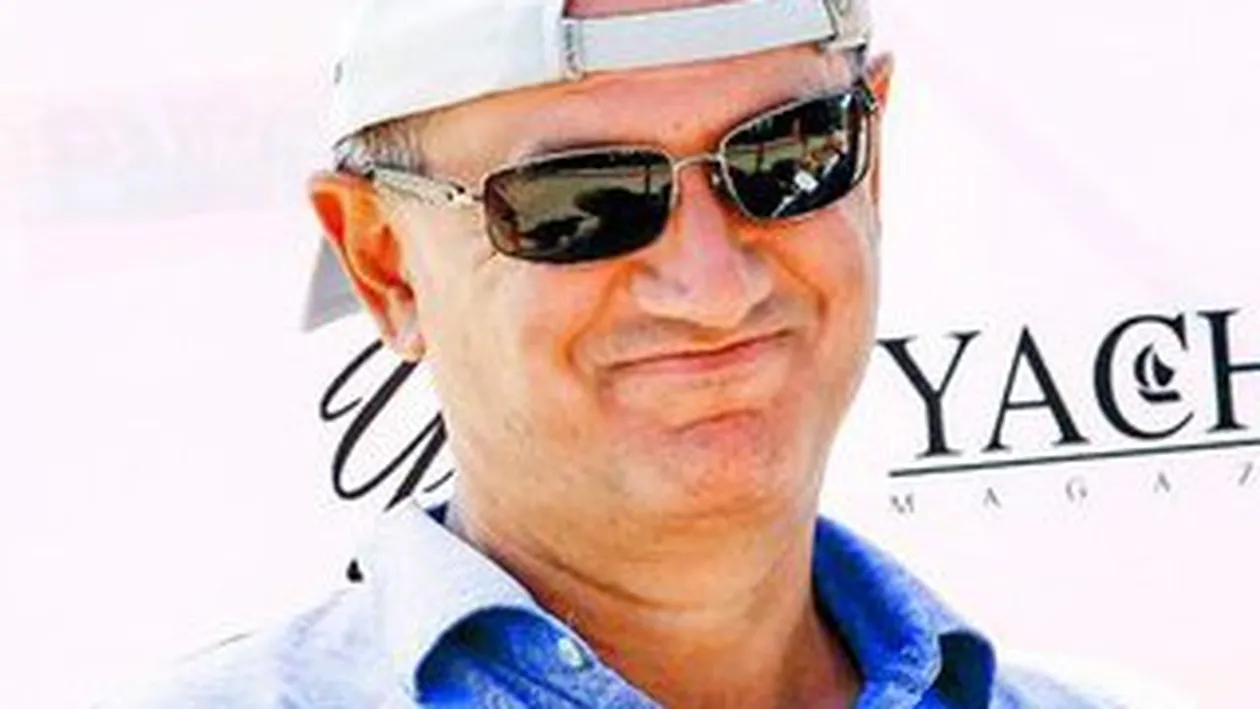 Preotul a cumparat Maserati-ul de la Copos