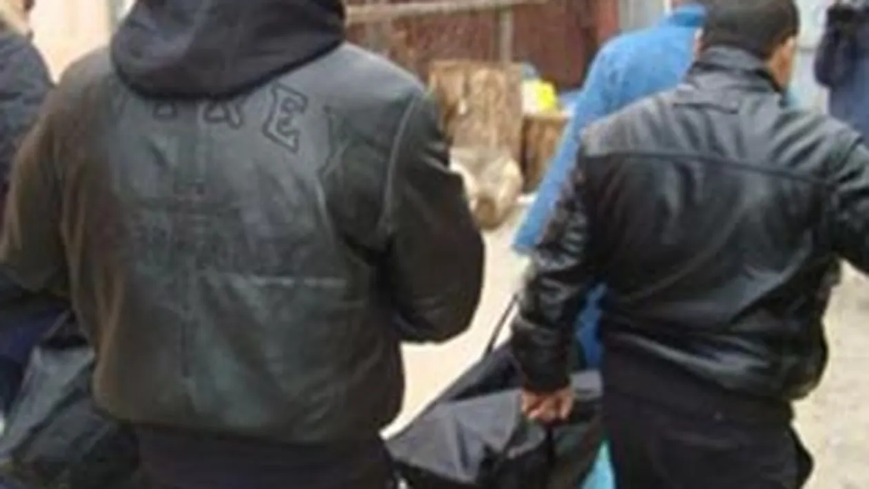 Femeie de 33 de ani, fost lector universitar, gasita moarta in casa!