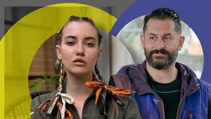 Iulia Albu îi dă decisiva iubitului ei, Mike, după ce a ”comis-o” grav la petrecere: ”Dacă e adevărat, fac sărbătorile singură!”