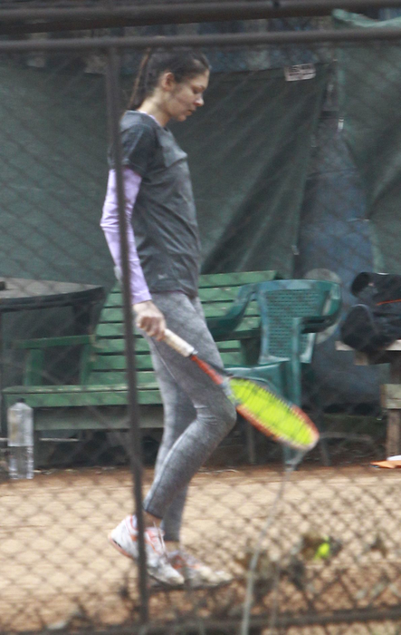Andreea Mitu a fost "băgată în priză" pe terenul de tenis de iubitul ei