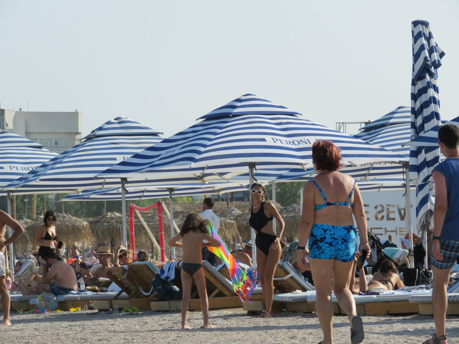 Ramona Olaru a fost atracția plajei de la Mamaia (Foto: CANCAN.RO)