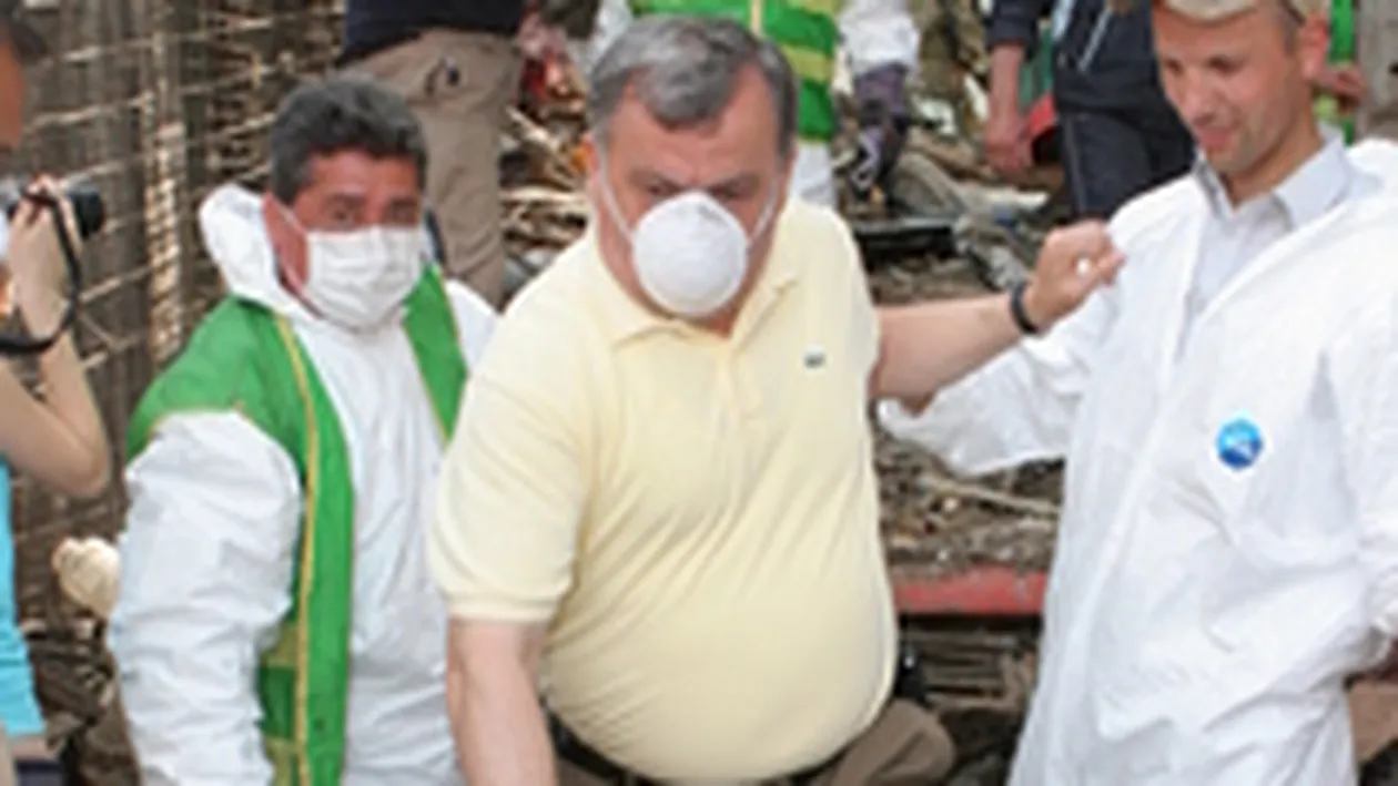 S-a ingropat in gunoaie