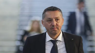 Cine este Oana, soția ministrului Educației, Daniel David. Are 44 de ani