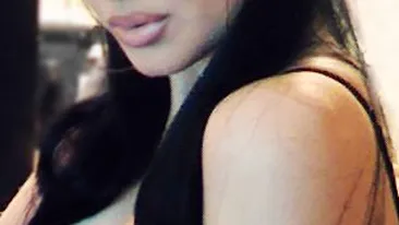 Este femeie sau papusa? O romanca obsedata de machiaj s-a transformat intr-o Barbie!