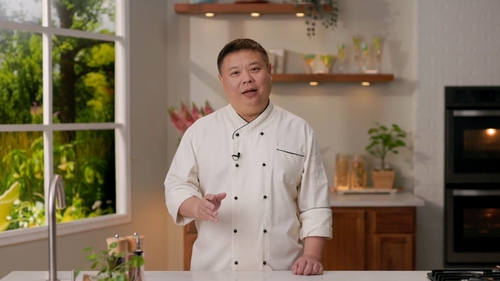 Chef John dezvăluie secretul orezului prăjit cu ou care nu devine niciodată lipicios – trucul cu orezul proaspăt face diferența
