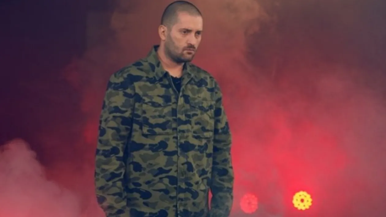 Antena 1 a hotărât să-i rezilieze contractul lui CHELOO! Solistul, dat afară din televiziune după ancheta DIICOT! 