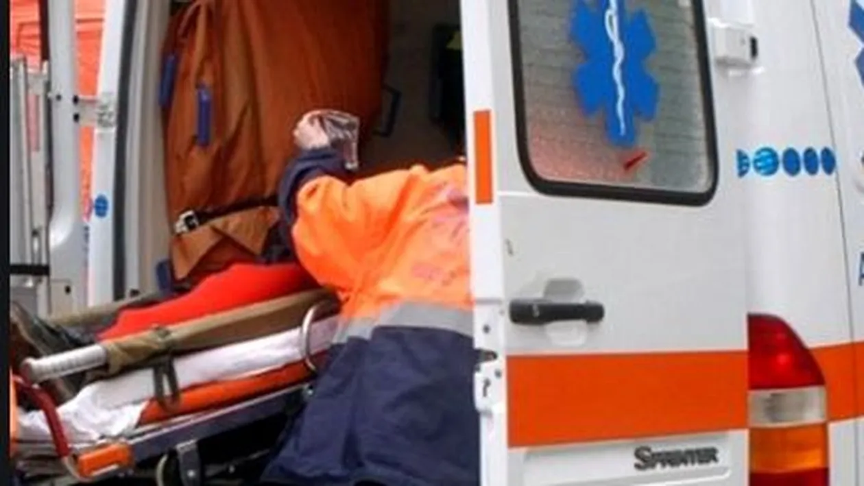 Doi bărbați s-au electrocutat în Gara din Craiova, în timp ce efectuau niște lucrări