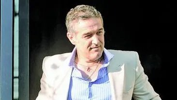 Gigi Becali catre stelisti: Cine mai umbla cu Mihai Costea va fi amendat