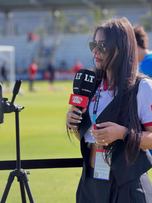 Ce face acum Larissa Riquelme, tânăra virală de la Campionatului Mondial din 2010. Sursa foto: Instagram