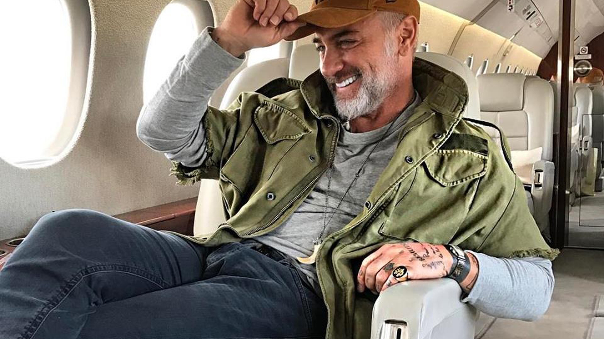 De la extravaganţe, la faliment! Gianluca Vacchi, regele reţeleor de socializare, mari probleme financiare