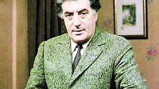 Fosta sotie vrea sa faca muzeu din casa actorului Toma Caragiu