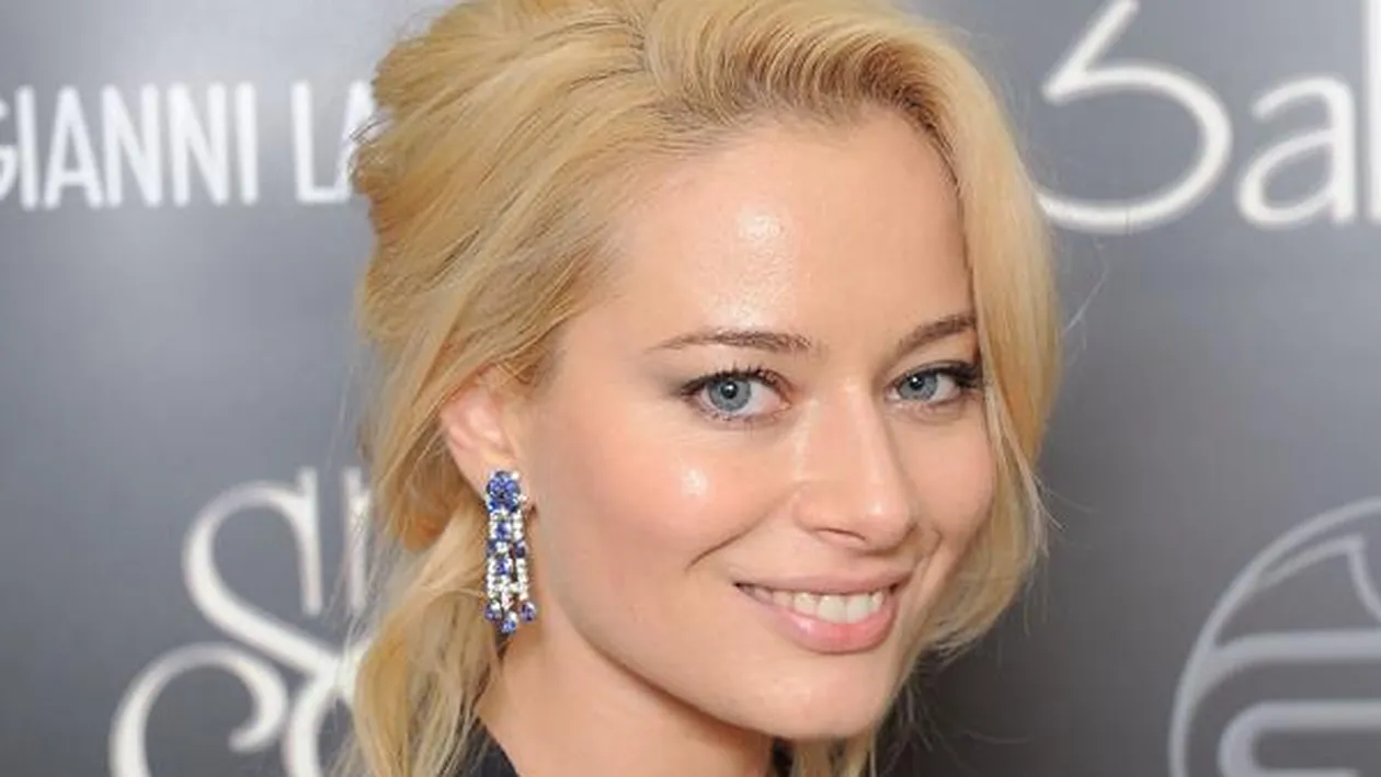 Am descoperit cel mai ascuns secret al Laurei Cosoi. Vezi aici cum a reusit blondina sa isi cucereasca iubitul!