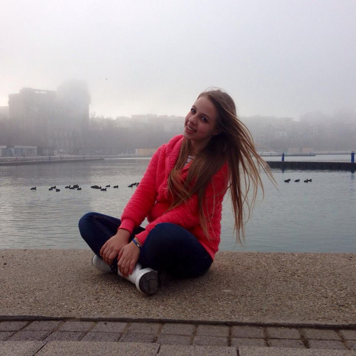 Ce s-a ales de Jennifer Dumitrașcu, fetița inocentă din serialul Îngerașii de la Pro TV, la 11 ani de la terminarea filmărilor