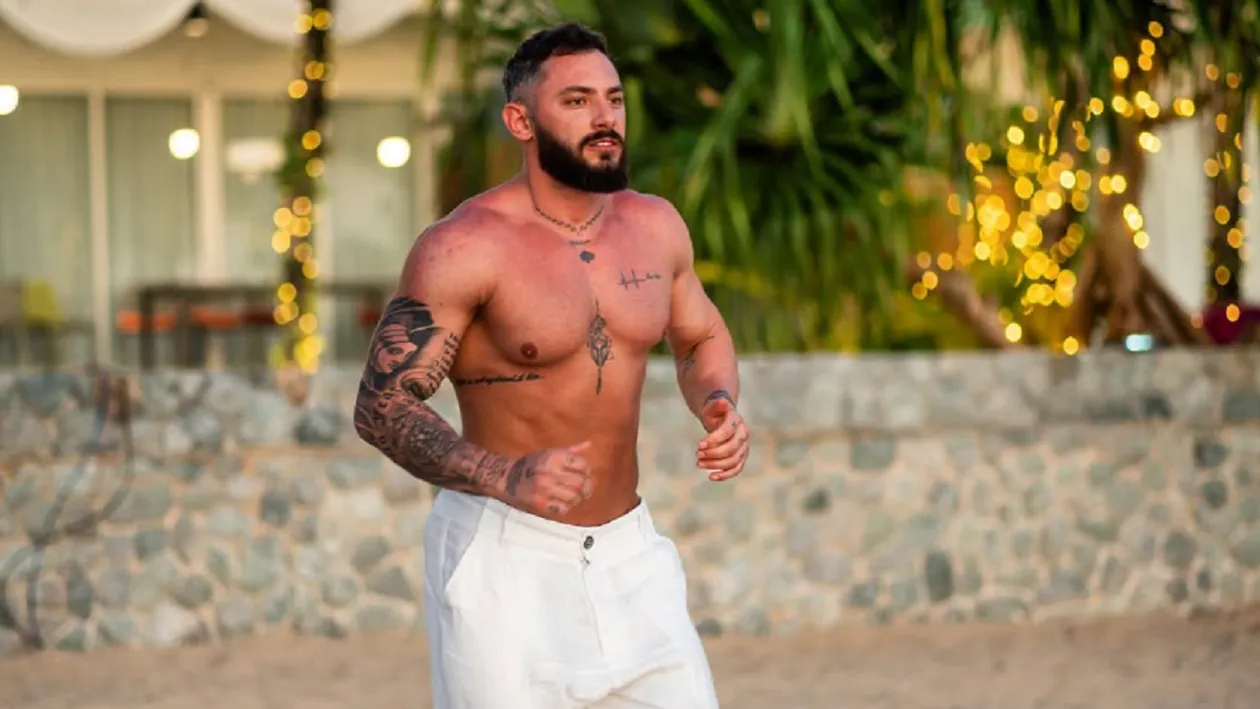 Cum arată Aduța, noua iubită a lui Romeo Vasiloni de la Insula Iubirii. Cei doi îndrăgostiți au plecat în vacanță!