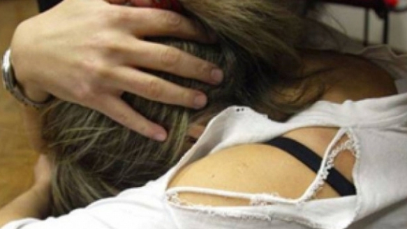 Scrisoarea tulburătoare a unei adolescente violate pentru CANCAN.RO: “Sunt depresivă, viaţa mea e un coşmar!”