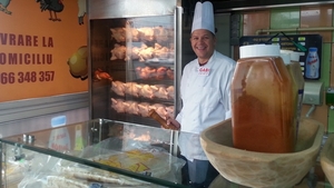 Il mai tineti minte pe Gabi Godeanu de la MasterChef? Vezi cum a ajuns sa gateasca pui SFINTITI!
