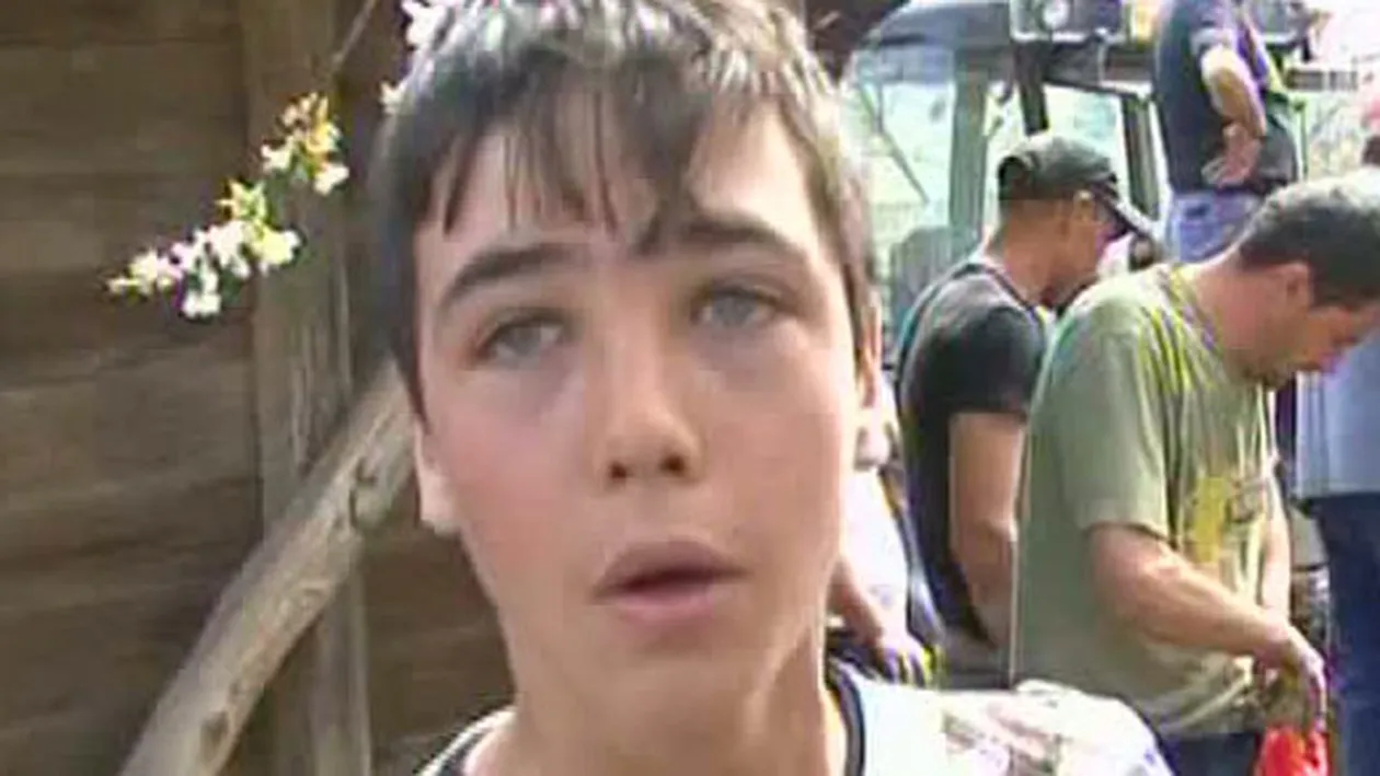 Cristian Becheanu, eroul din Segarcea, a ajuns din nou la sapă de lemn