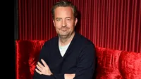 Ies la iveală detalii surpriză după moartea lui Matthew Perry. Starul locuia cu un bărbat în casă și plătea chirie lunar