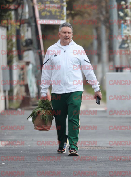 Alexandru Sautner a fost surprins cu o plasă de zarzavaturi