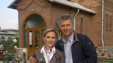 Gabi Firea si Florin Pandele pastreaza traditia. S-au dus duminica la manastire