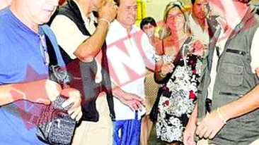 Berlusconi a facut show la supermarket