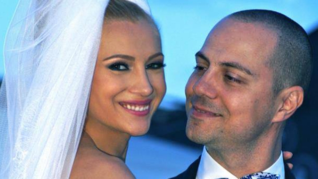 Lora rupe tacerea! Cantareata recunoaste tot: "Am luat in calcul varianta de a DIVORTA!"