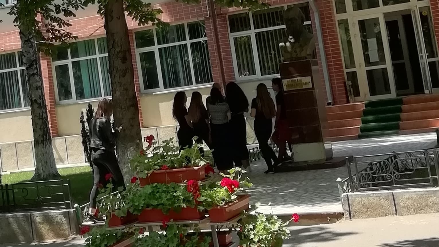 Tragedie la Vaslui! Un adolescent a murit înecat, după ce a sărbătorit intrarea la liceu