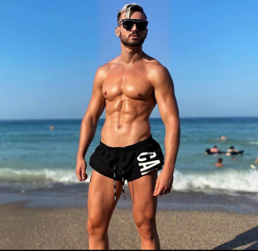 Cristi Marinescu se pregătește pentru lupta de pe 16 mai (Foto: Instagram)